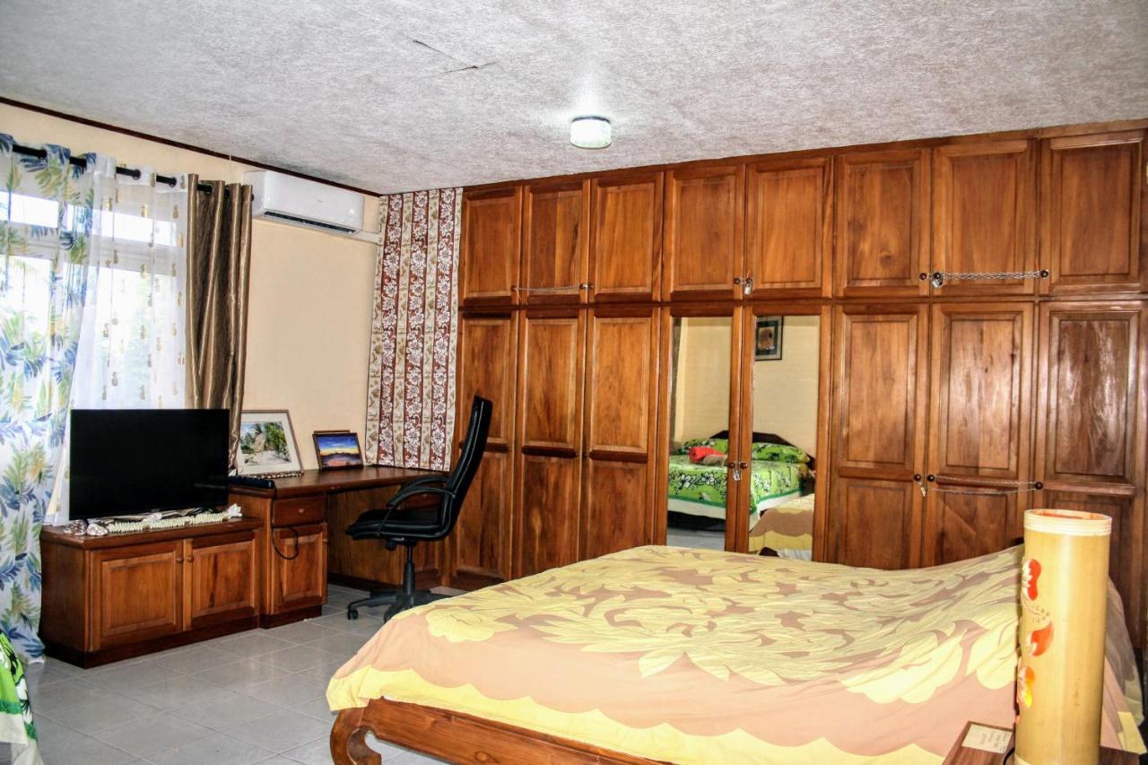 Tahiti - Sanny'S Place Family Room & Poo Punaauia Kültér fotó